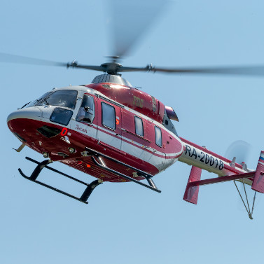 Вертолет санитарной авиации эвакуировал пациента из города Химки