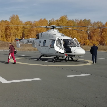 Вертолет санавиации эвакуировал пациента из Дмитрова