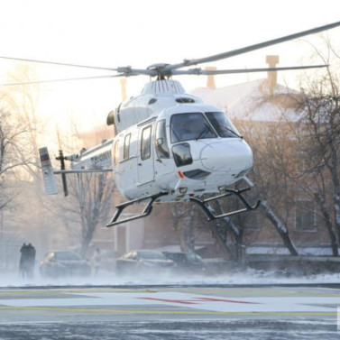Санавиация работает! Вертолет доставил в областную больницу пациента из Ельца